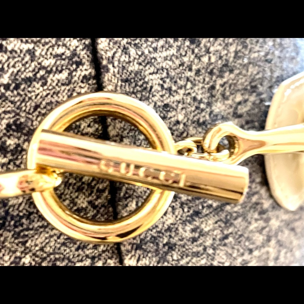 White “Gucci”leather belt